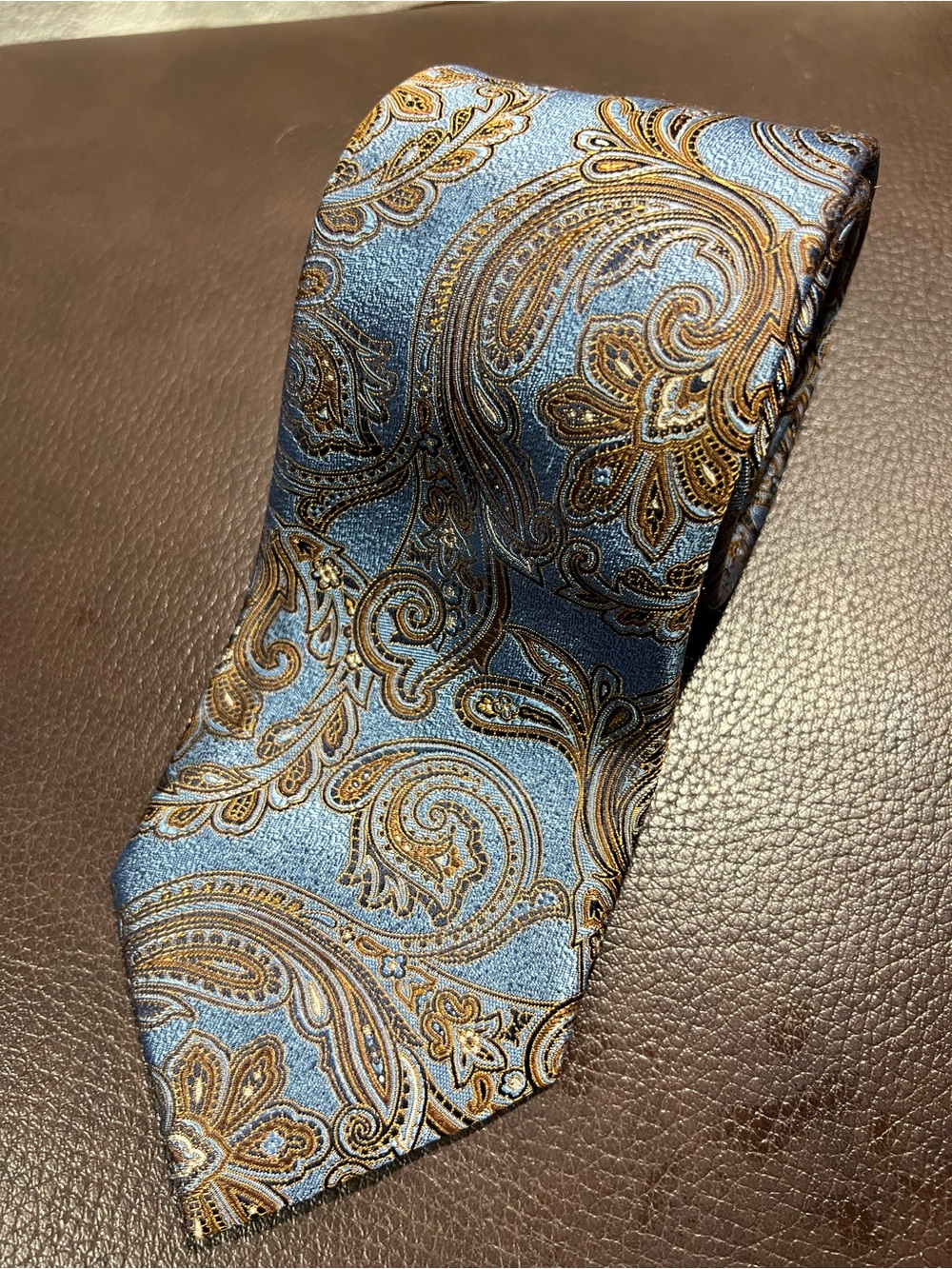 Geoff Nicholson Luxury Elegan Tie Blue & Gold Paisley Silk Necktie Made in Italy